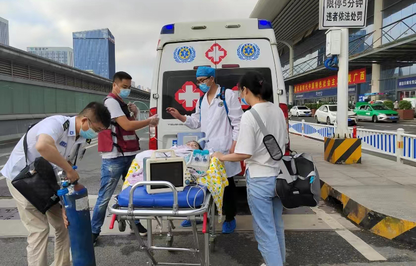 玉环市救护车出租公司