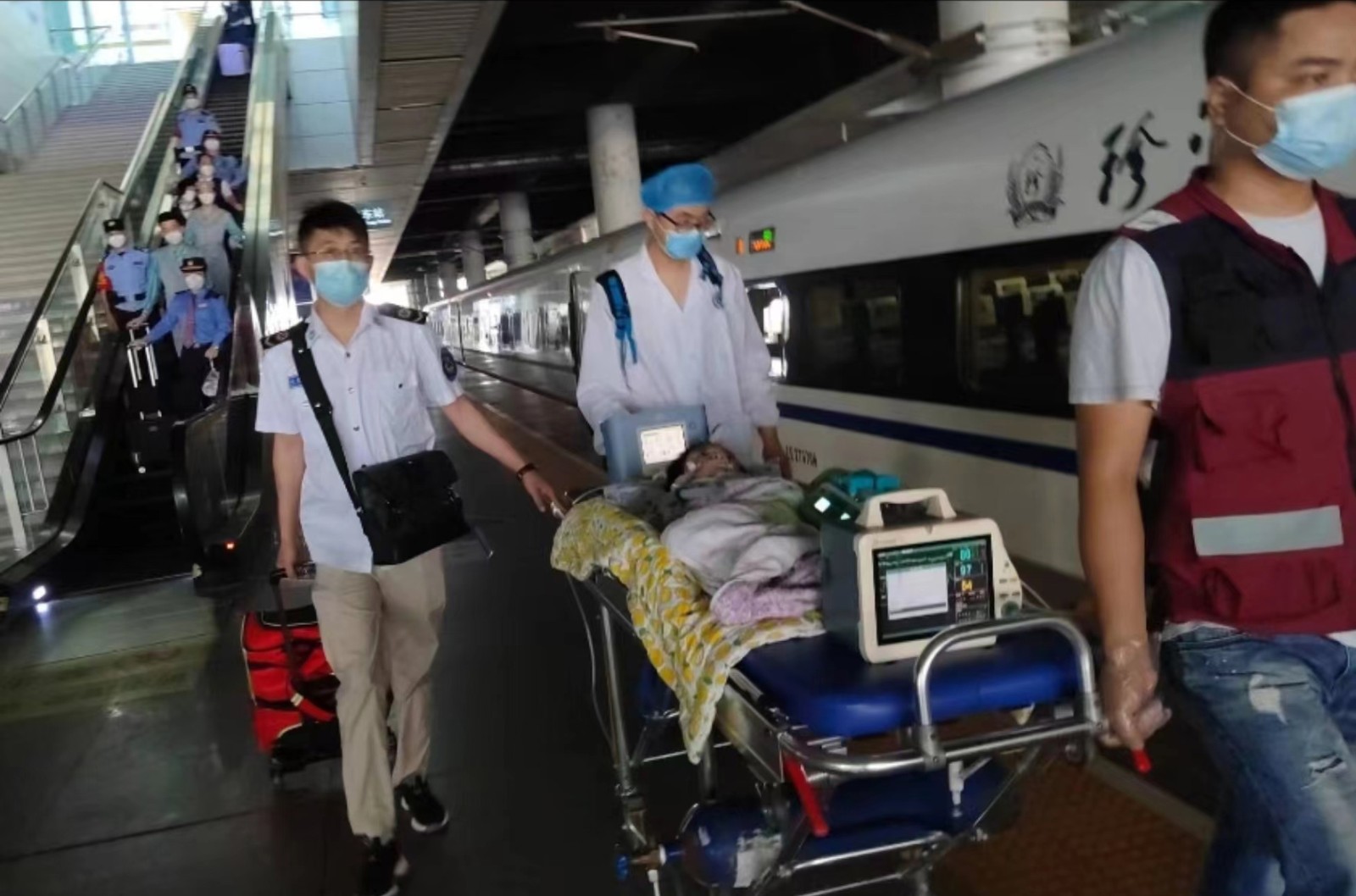 玉环市高铁转运公司